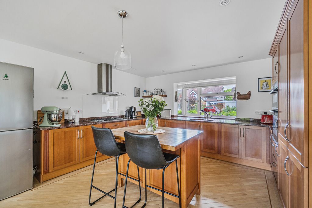 Property photo 2 of 26 1350649-3-68c2Fe8...
