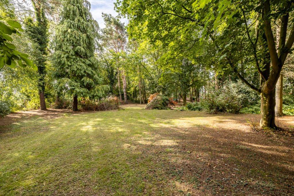 Property photo 1 of 18 Land, Wheelwrights Cottage (Louth)-15