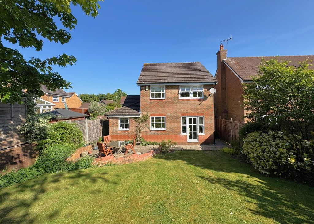 Property photo 2 of 20