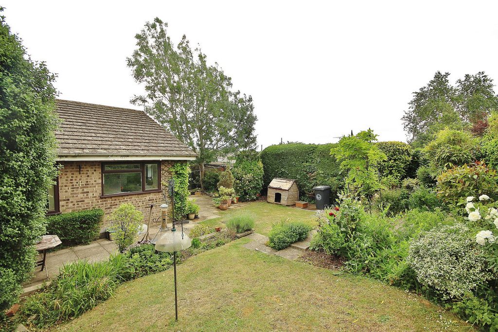Property photo 3 of 12