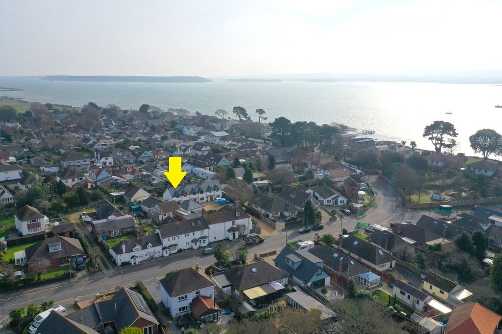 Property photo 1 of 30