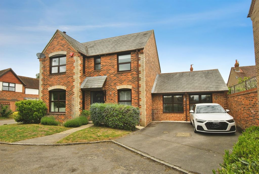 Property photo 1 of 15
