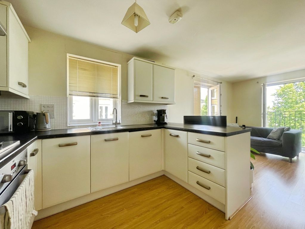 Property photo 2 of 10 Pbox-Img.Jpg