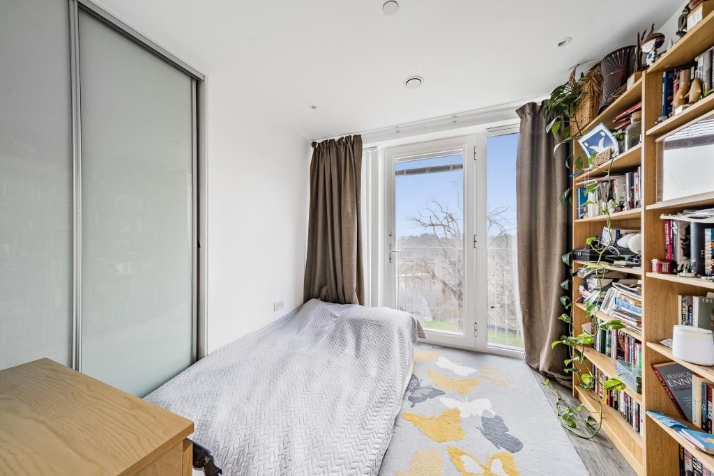 Property photo 2 of 9 Bedroom