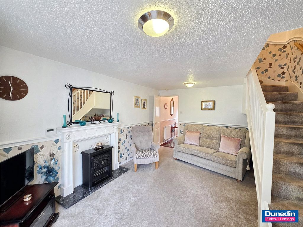 Property photo 3 of 14 Picture No. 04