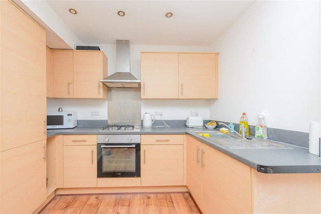 Property photo 3 of 4 Lounge/Kitchen