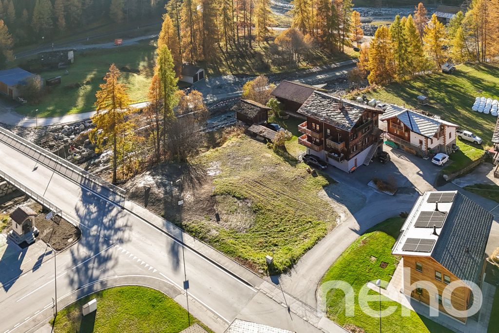 Property photo 2 of 11