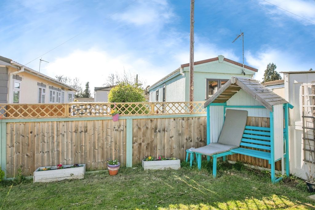 Property photo 1 of 17 Photo