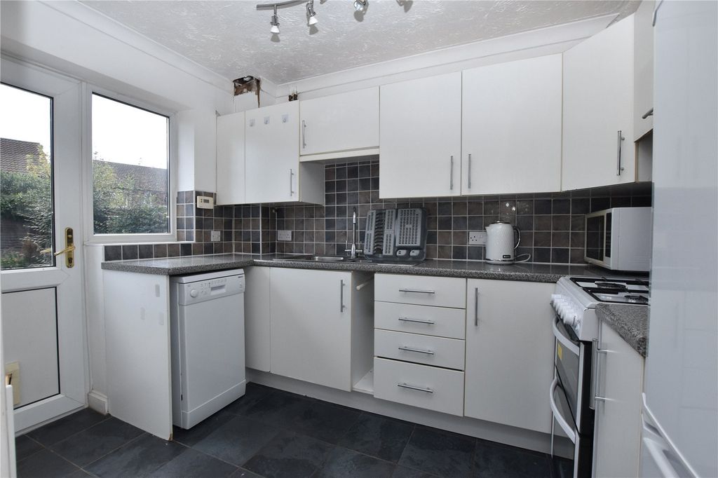 Property photo 2 of 15 Picture No. 04