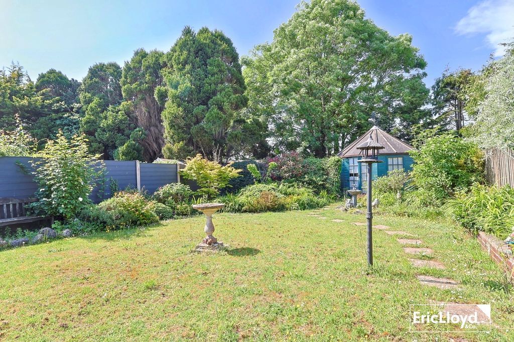 Property photo 2 of 14 Photo 11