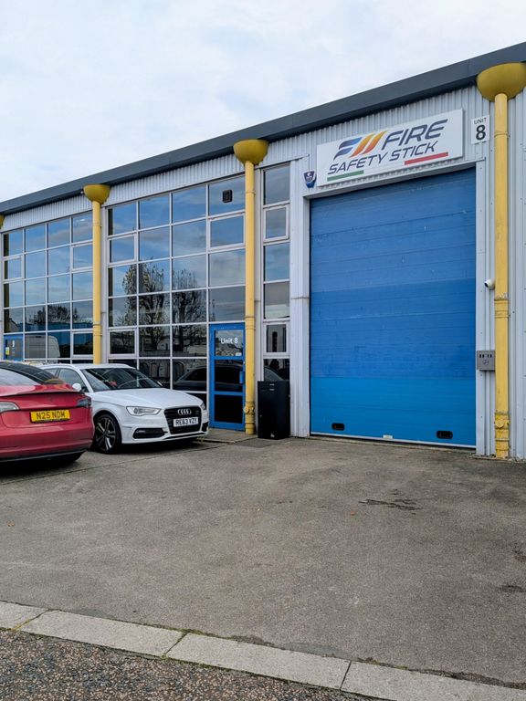 Property photo 1 of 6