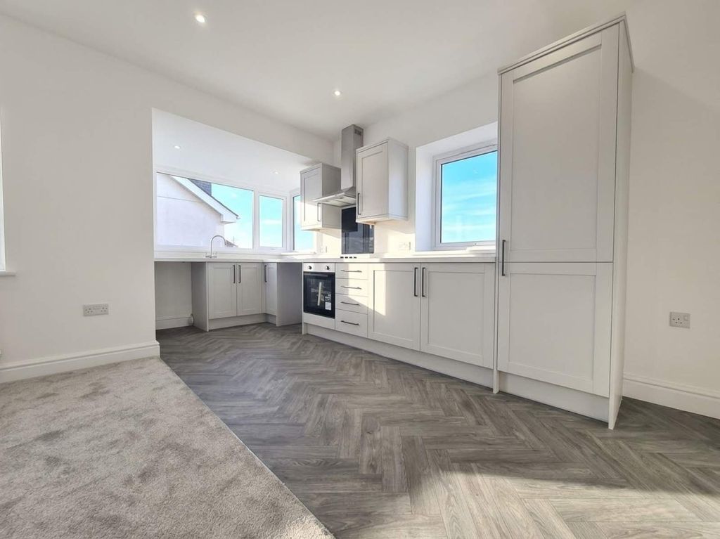 Property photo 3 of 9 Not Specified