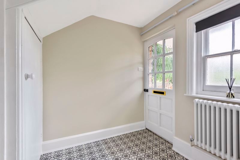 Additional image 17 of 3 bed flat to rentKings Road, Horsham RH13