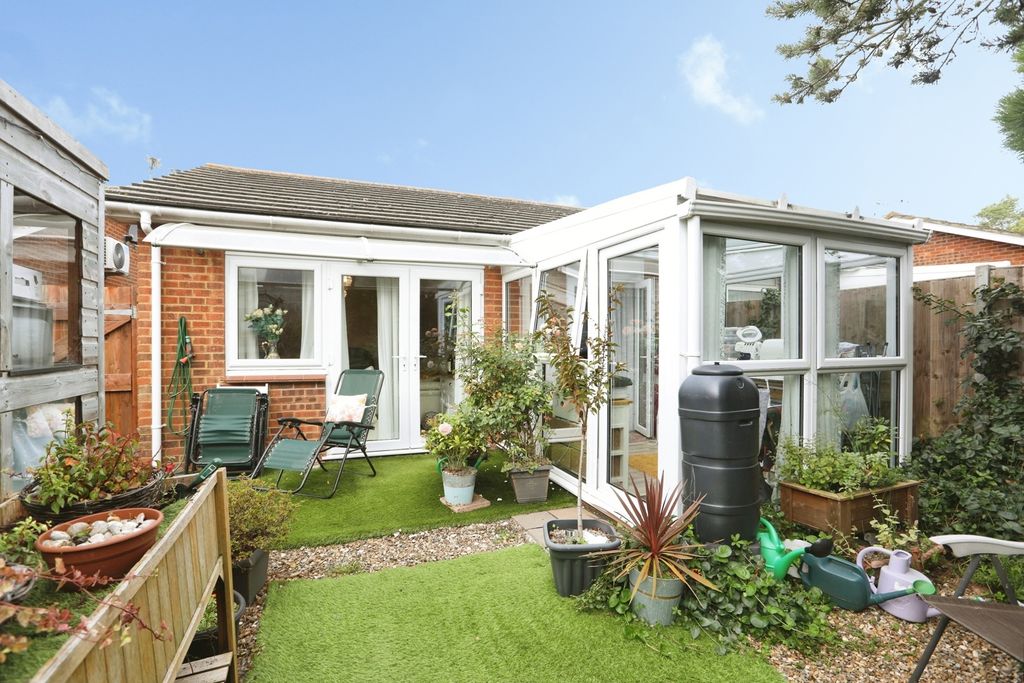 Property photo 3 of 11 Pbox-Img.Jpg