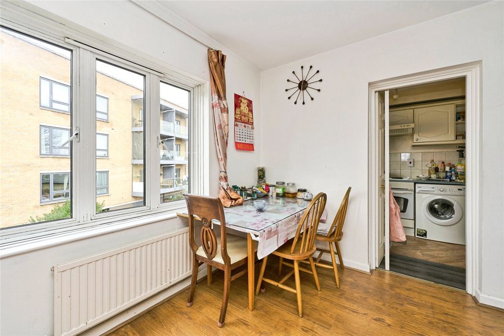 Property photo 3 of 20 Picture No. 04