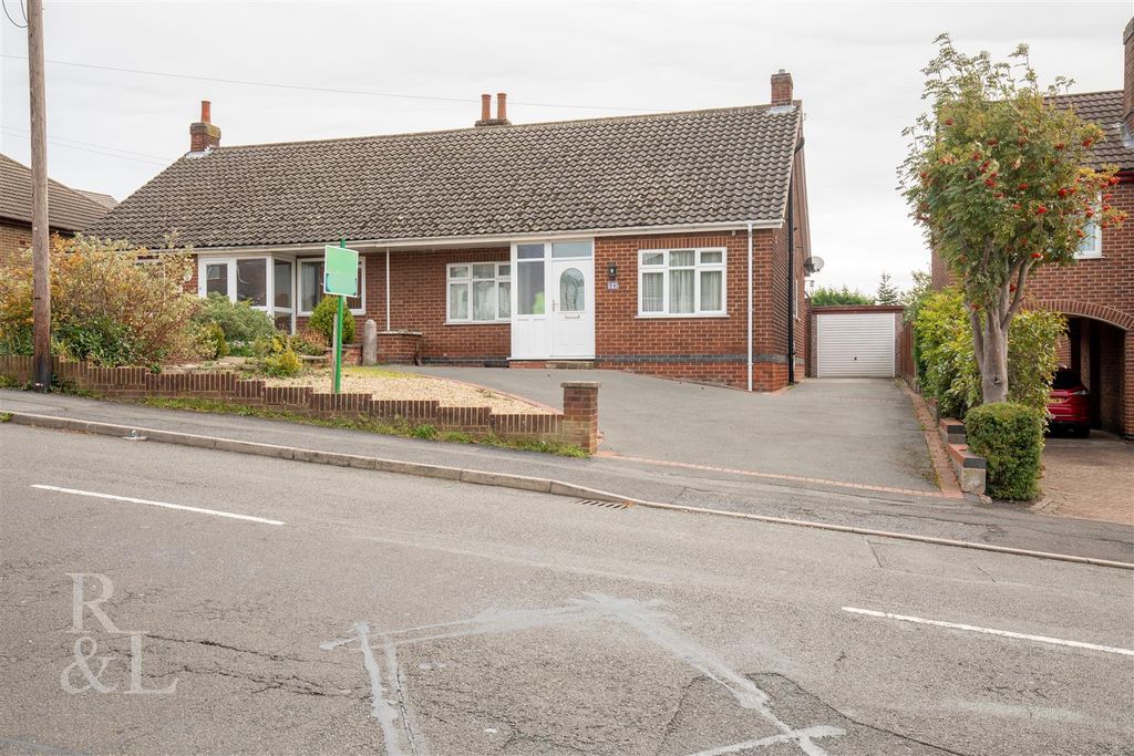 Property photo 1 of 20 98 Midway (10).Jpg