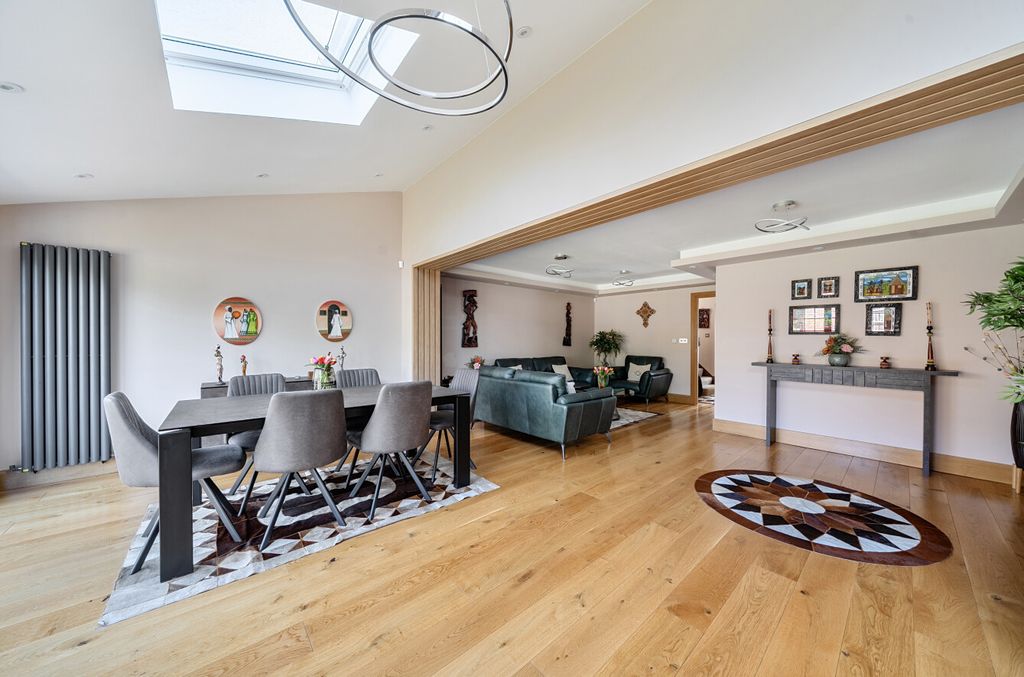 Property photo 3 of 22 1454472-13-69F500...