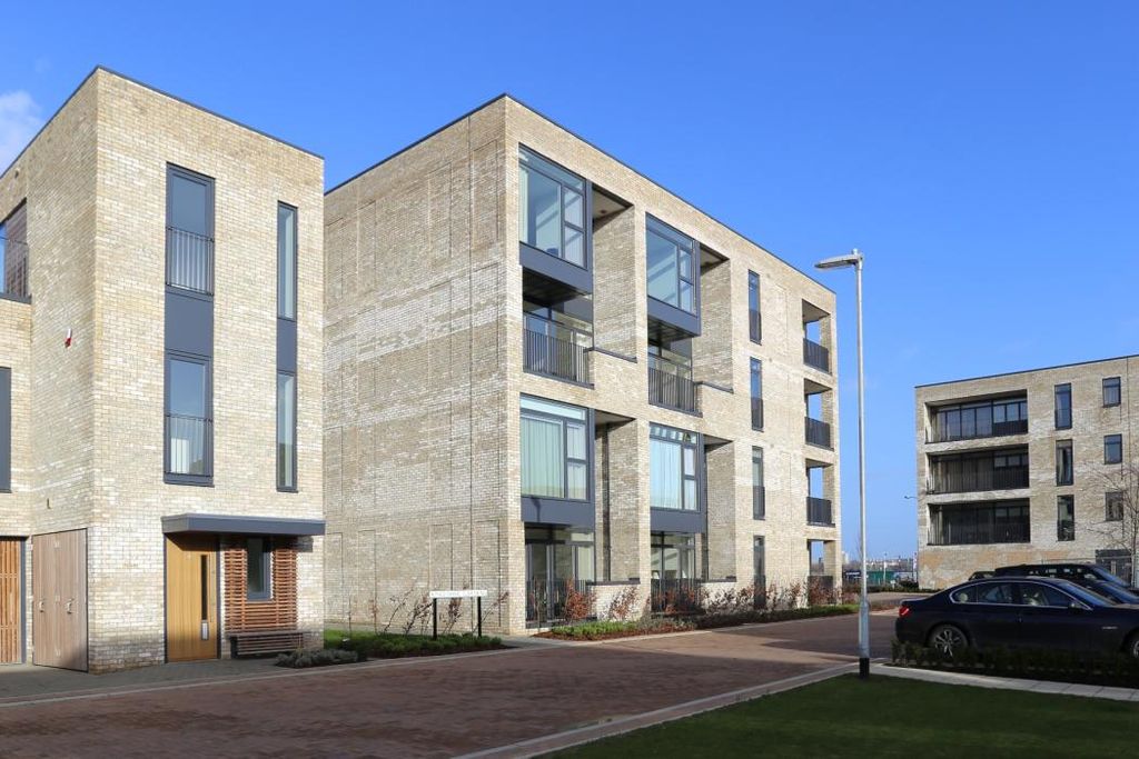 Property photo 1 of 9 Front