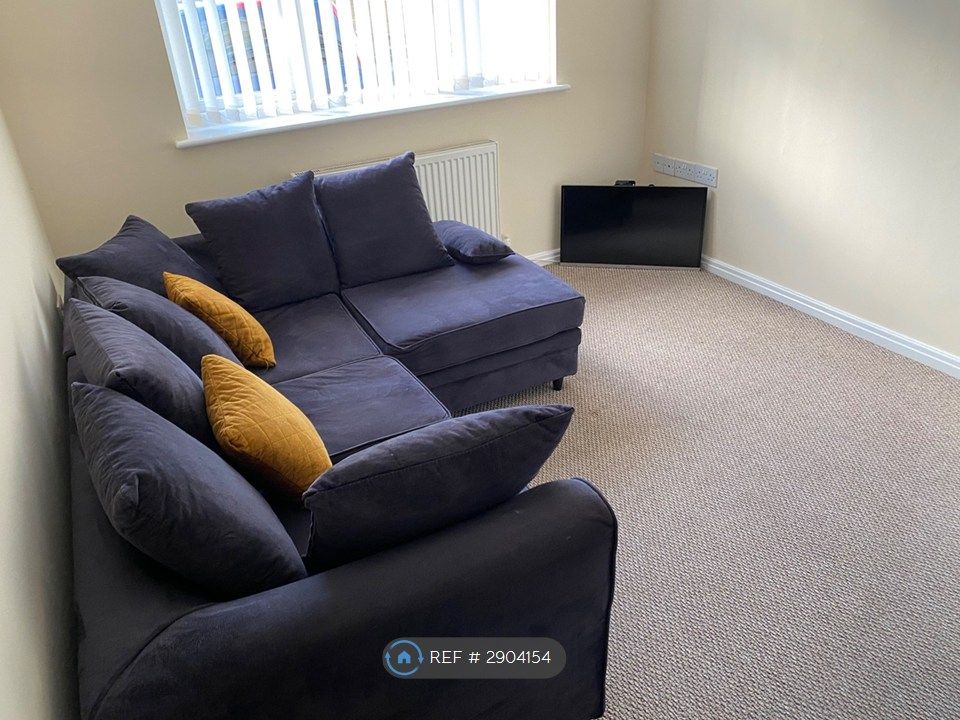 Property photo 2 of 24