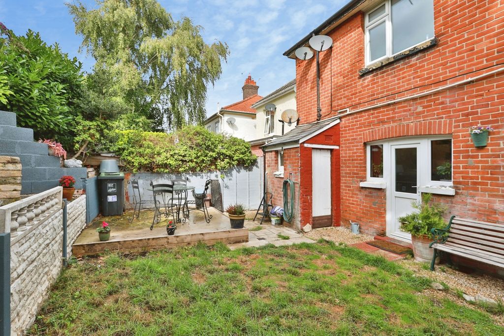 Property photo 2 of 17 Pbox-Img.Jpg