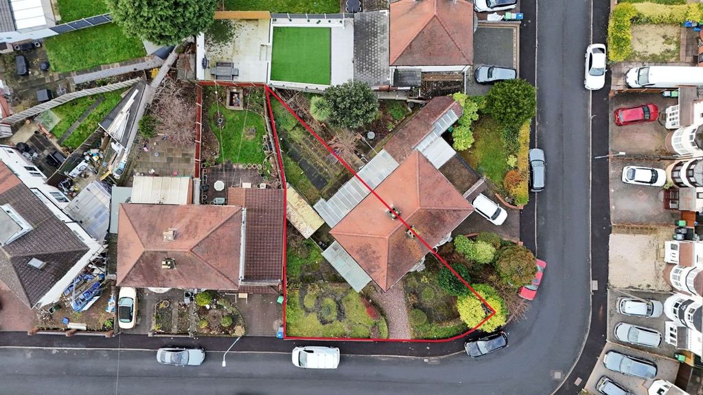 Property photo 3 of 16