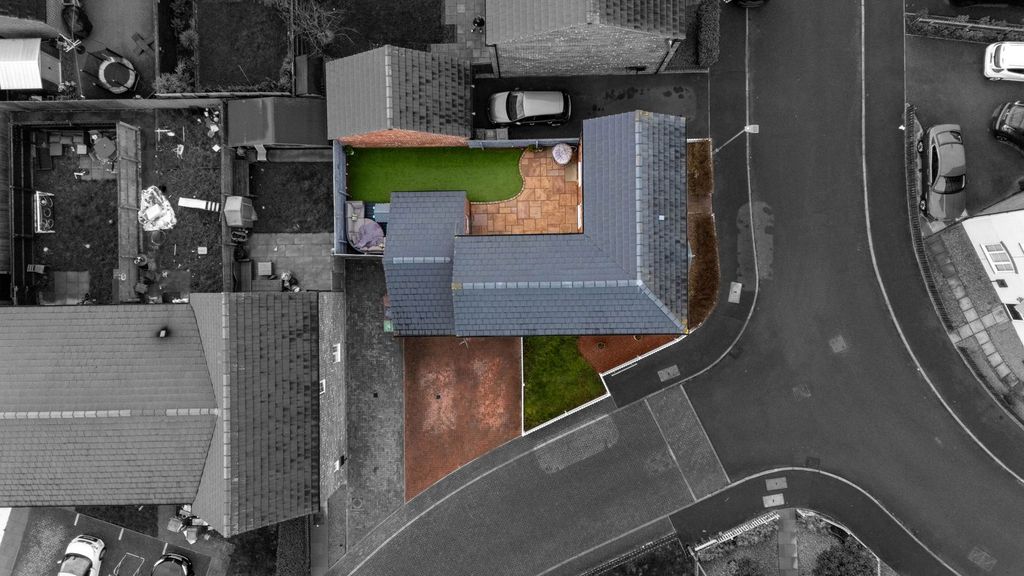 Property photo 3 of 26