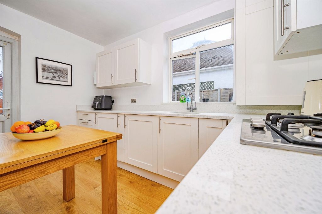 Additional image 7 of 3 bed detached bungalow for saleWycombe Way, Luton LU3