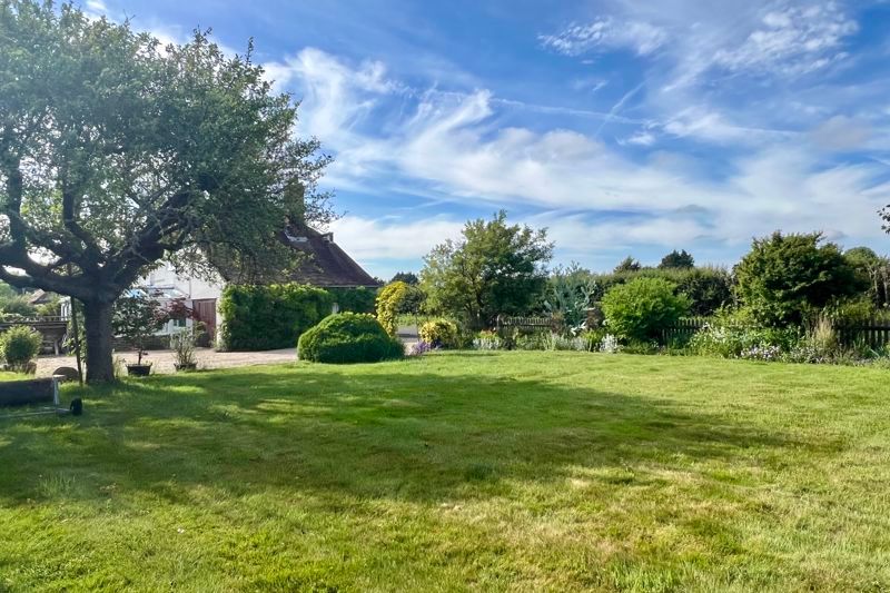 Property photo 3 of 24 Photo 4