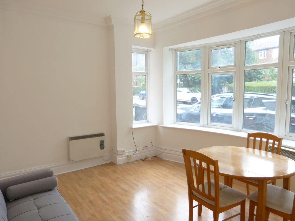 Property photo 2 of 7 Gallery