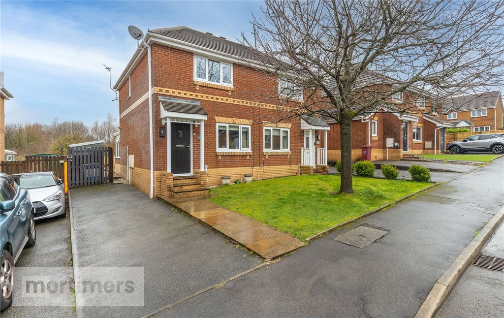 Property photo 1 of 18 Front External