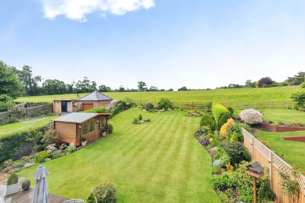 Property photo 3 of 19 Rear Garden