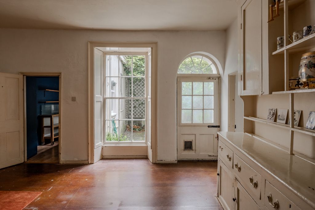 Additional image 33 of 7 bed terraced house for saleWindsor Terrace, Clifton, Bristol BS8