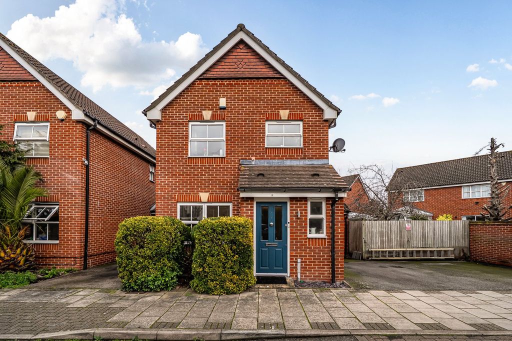 Property photo 1 of 23 External