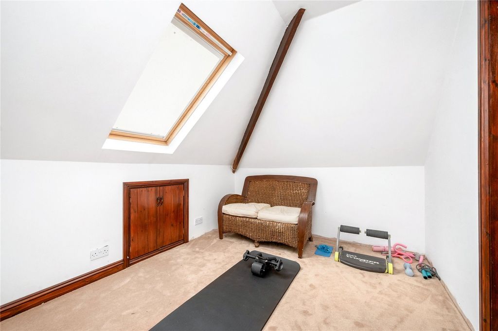 Additional image 27 of 6 bed detached house for saleToller Road, Stoneygate, Leicester LE2