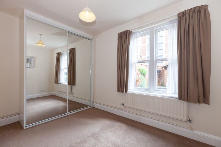 Property photo 3 of 10 221795