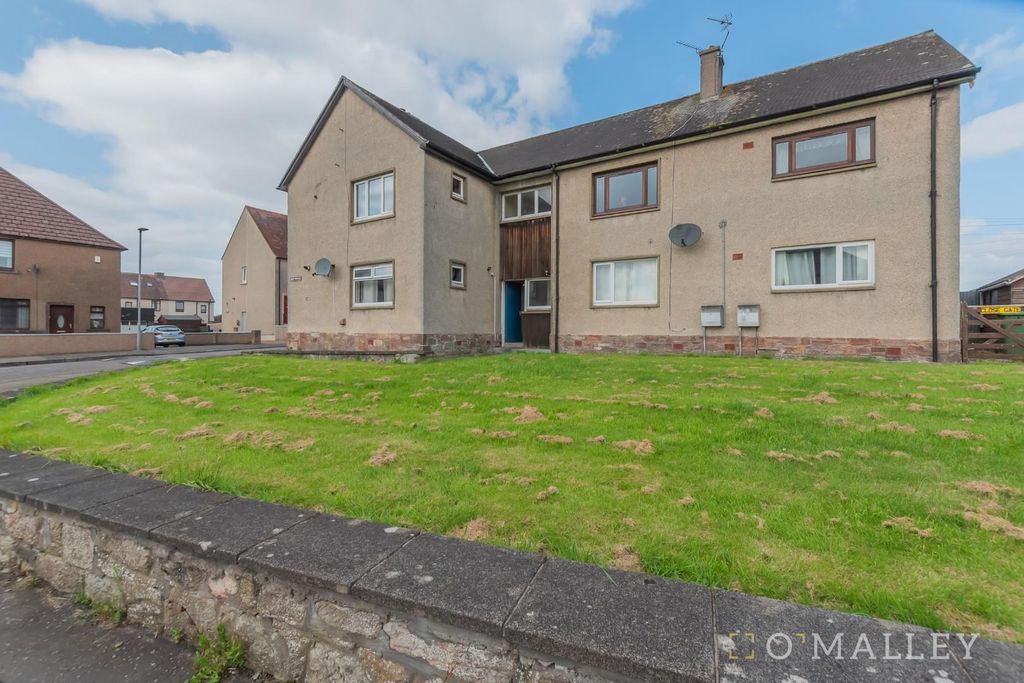Property photo 1 of 10 External Front