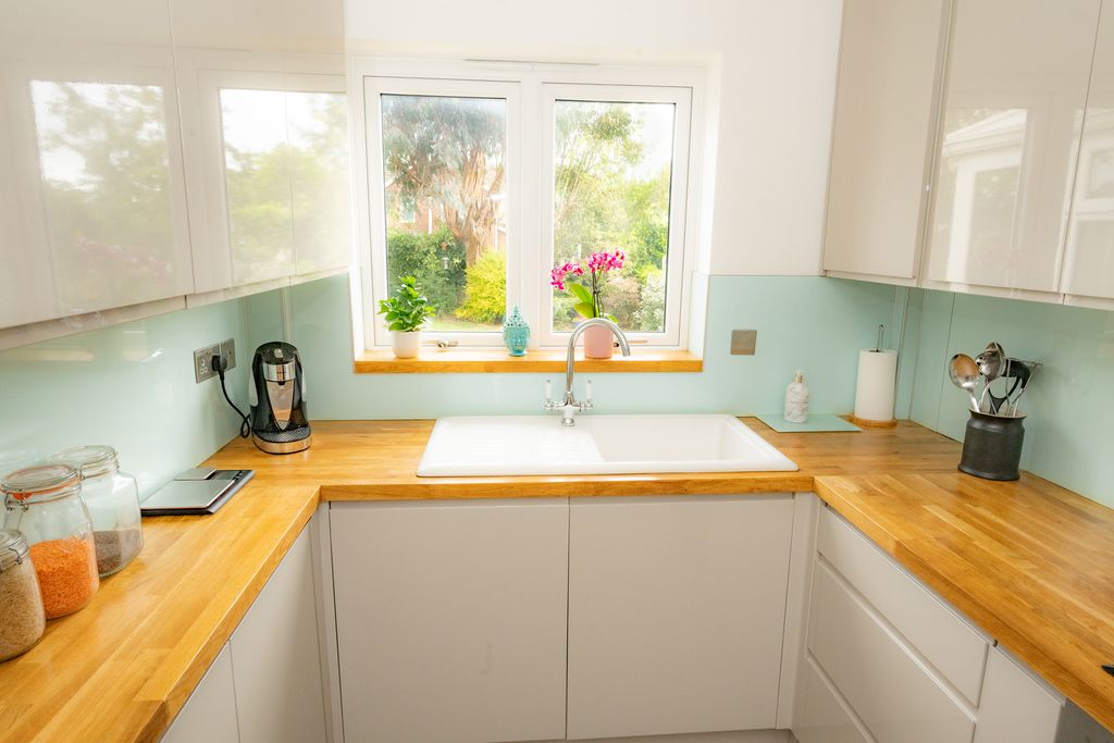 Property photo 3 of 26
