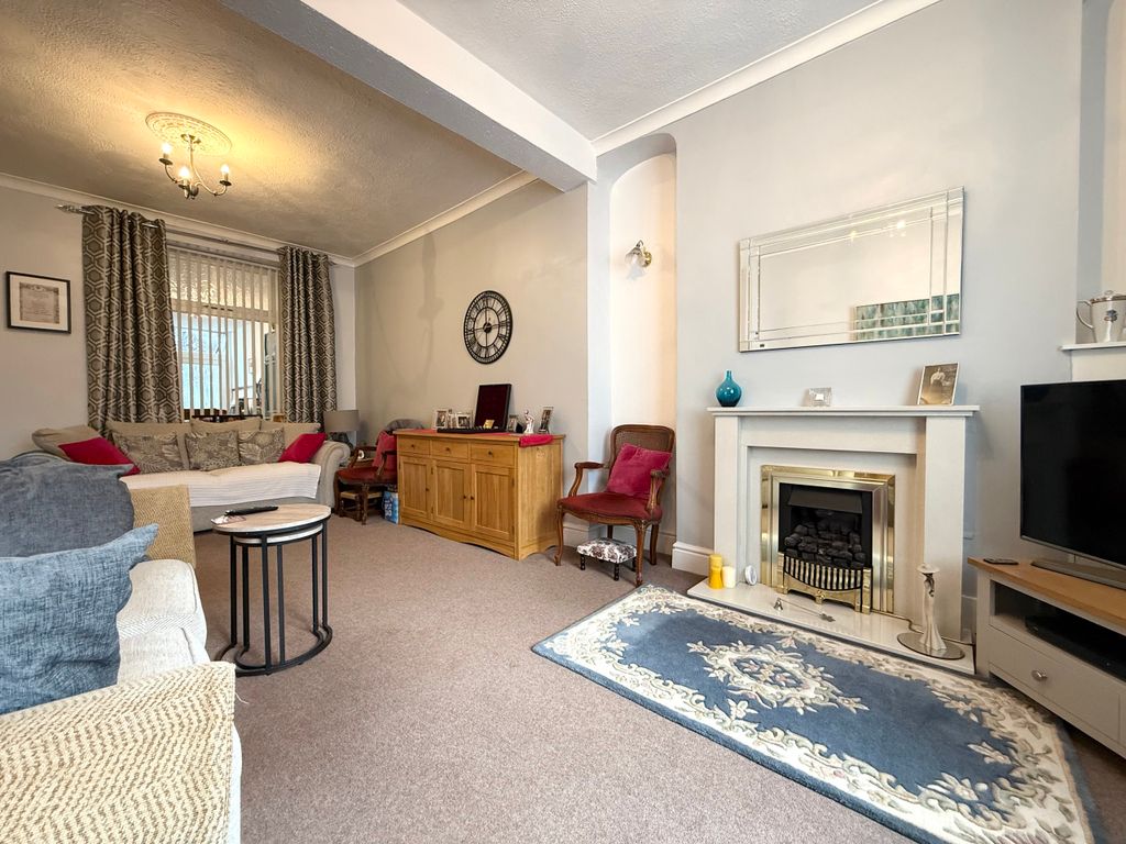 Property photo 3 of 19 Img_4975.Jpeg