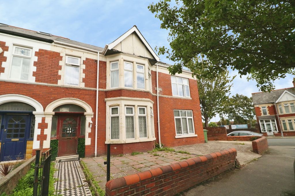 Property photo 2 of 33 Pbox-Img.Jpg