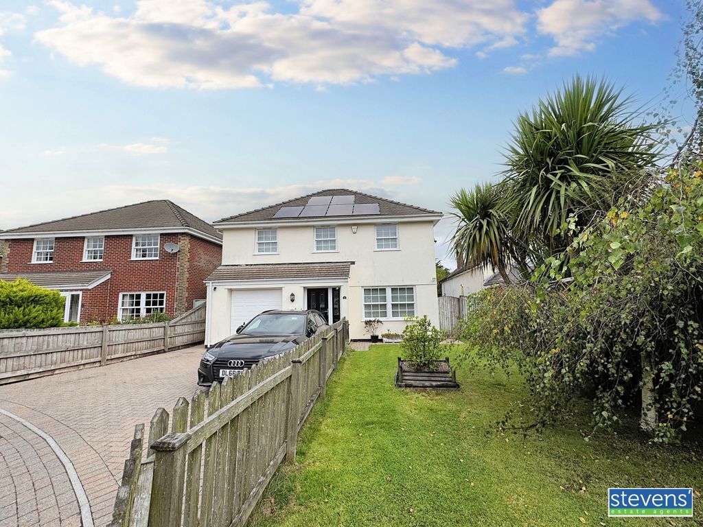 Property photo 1 of 26 Img_3407