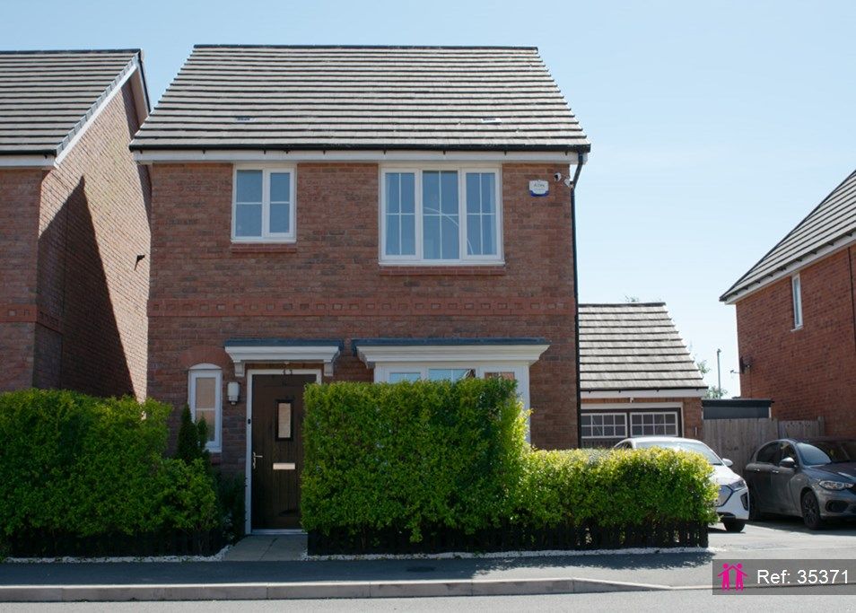Property photo 2 of 23