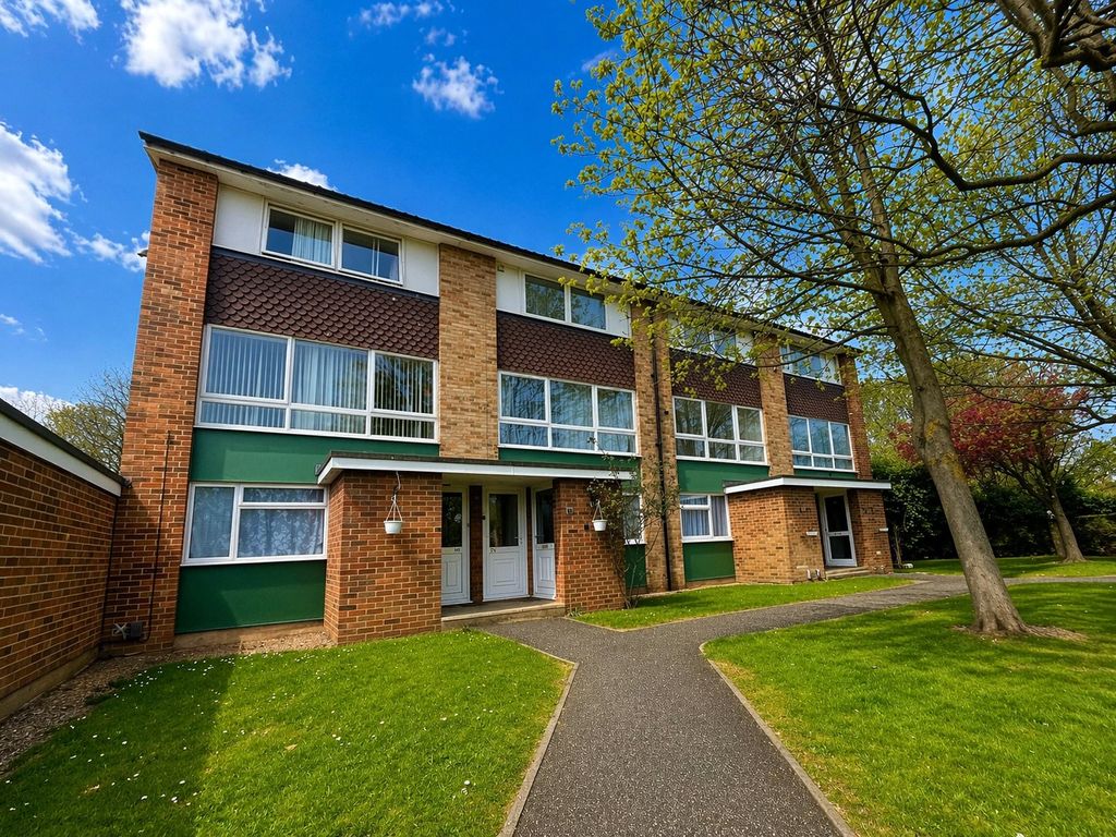 Property photo 1 of 6 Front Aspect