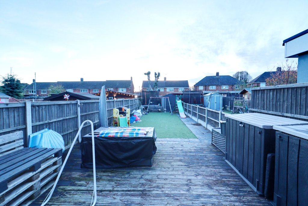 Property photo 2 of 15