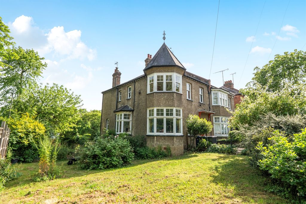Property photo 1 of 22