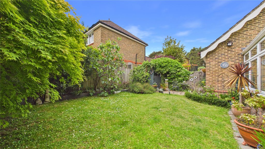 Additional image 18 of 4 bed link detached house for saleLightwater, Surrey GU18