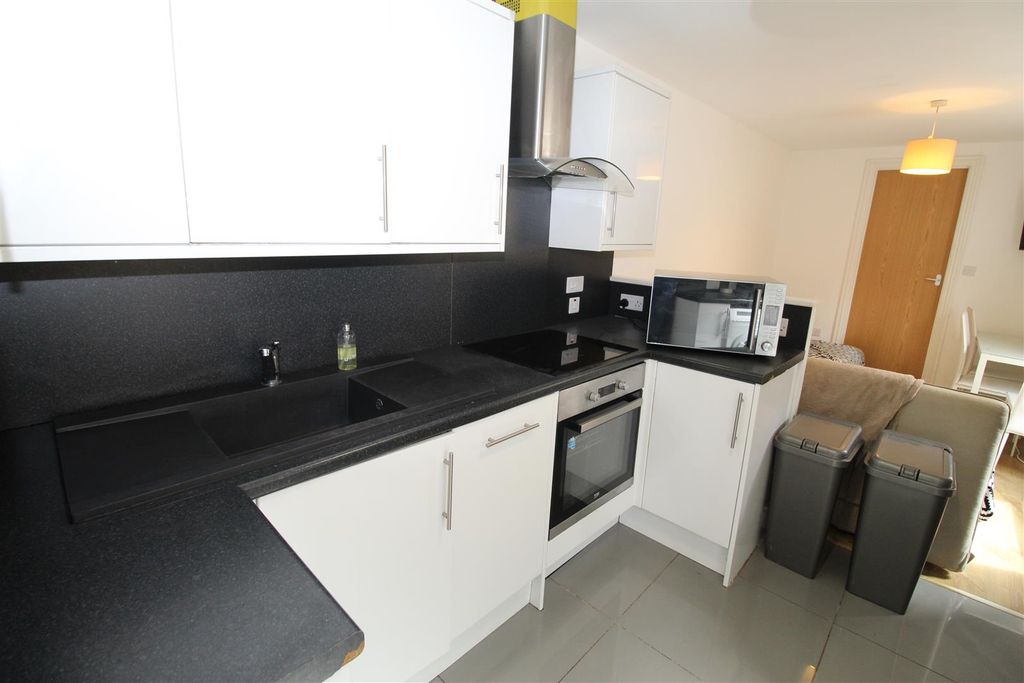 Property photo 1 of 34 Img_8146.Jpg