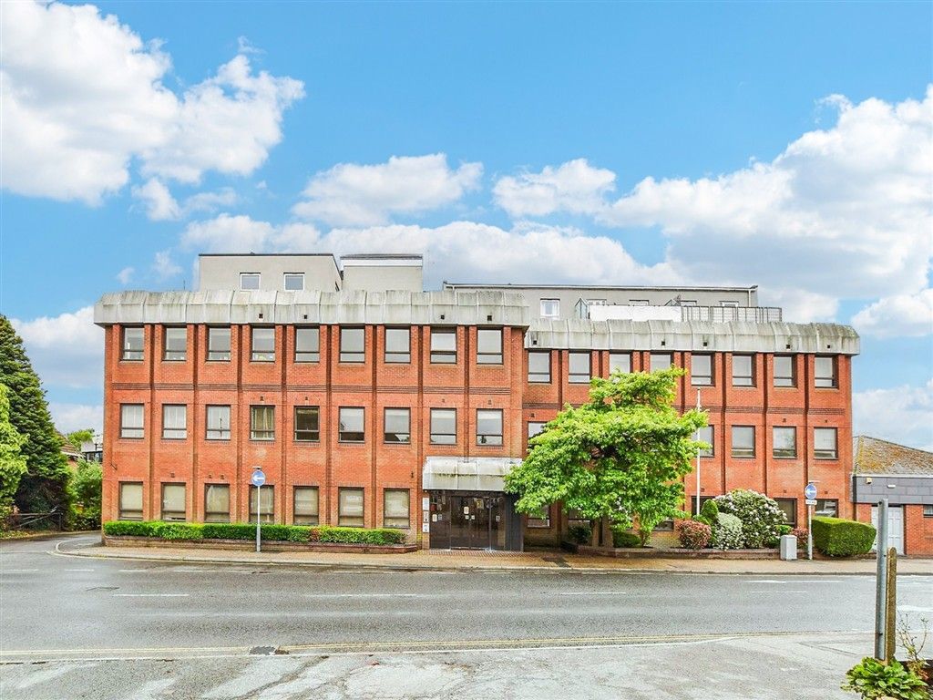 Property photo 1 of 8 Front Of Block