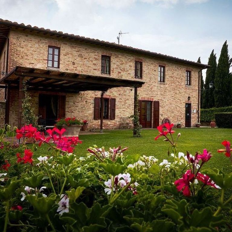 Property photo 1 of 12 Charming Villa In Chianti, Tuscany