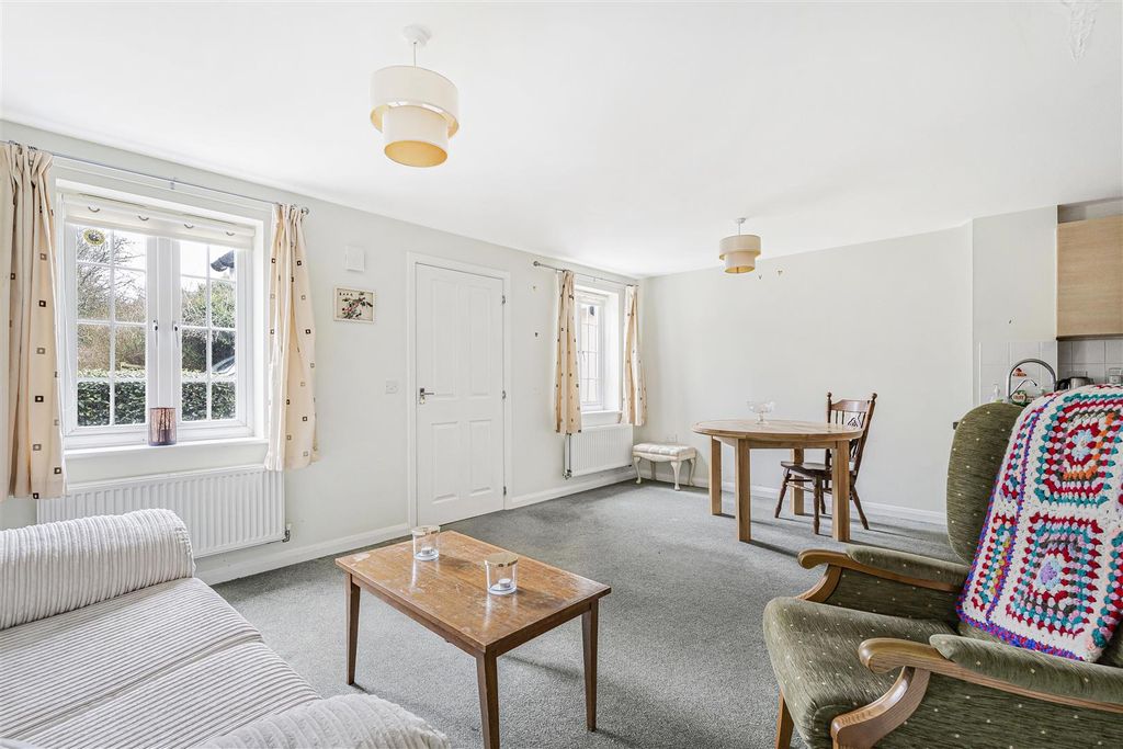 Property photo 3 of 18 9_45002.Jpg