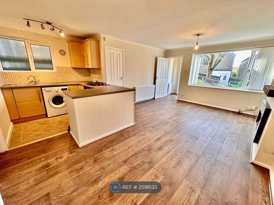 Property photo 2 of 8 Open Plan Living Room And Kitchen